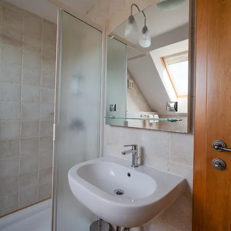Holiday home Udobna Hisa Med Vinogradi Blizu Vinarium Lend - Comfortable Vineyard House Near Vinarium Tower Lend Lendava